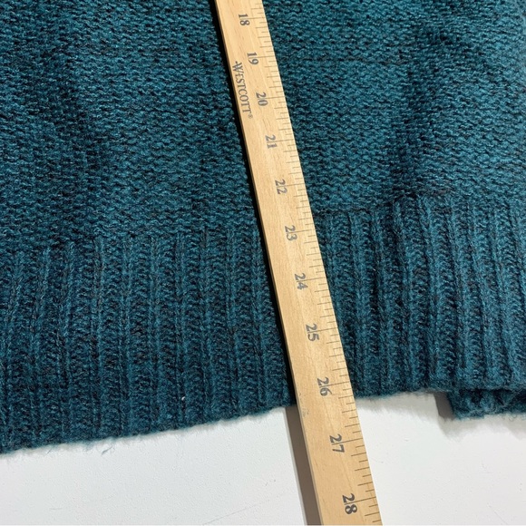 Romeo & Juliette L turtleneck poncho sweater - Picture 6 of 6